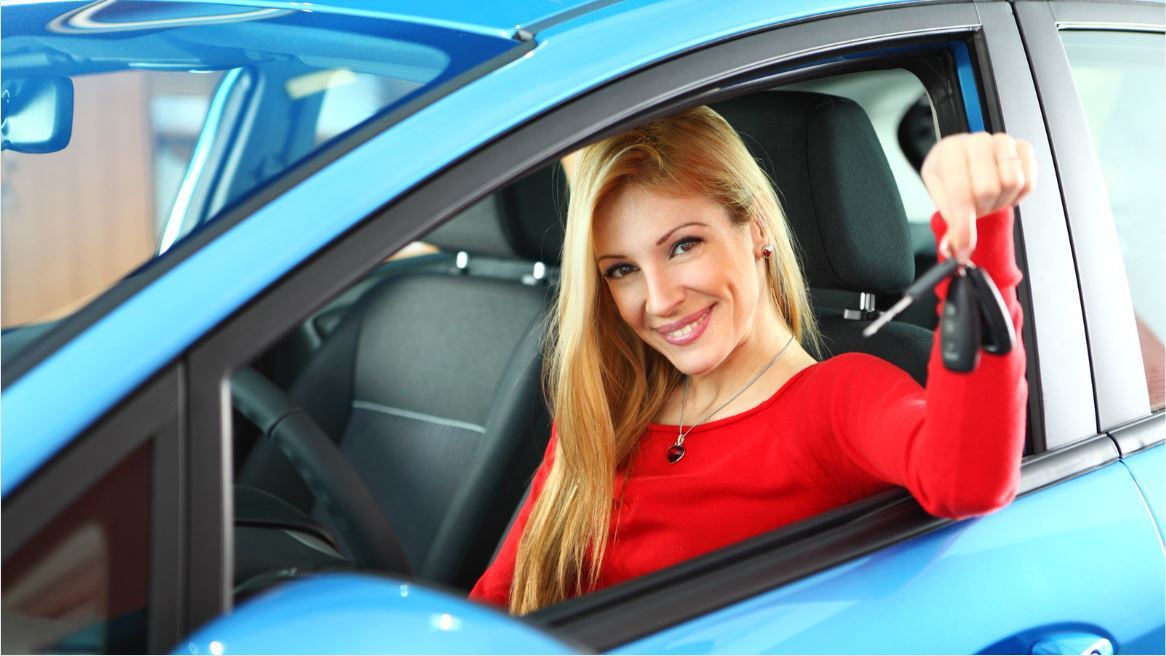 buying a car lady in car